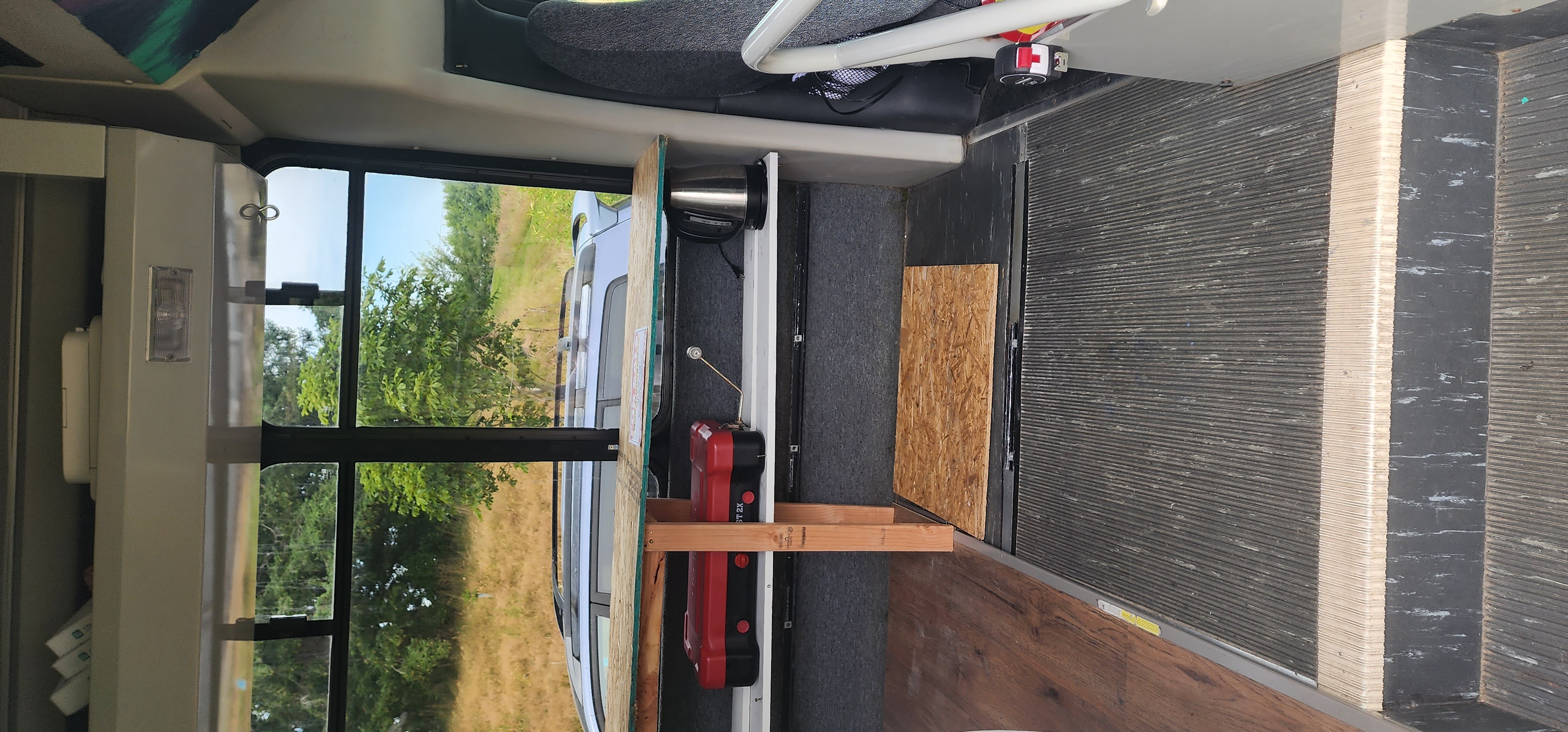 2007 GMC C5500 party bus interior